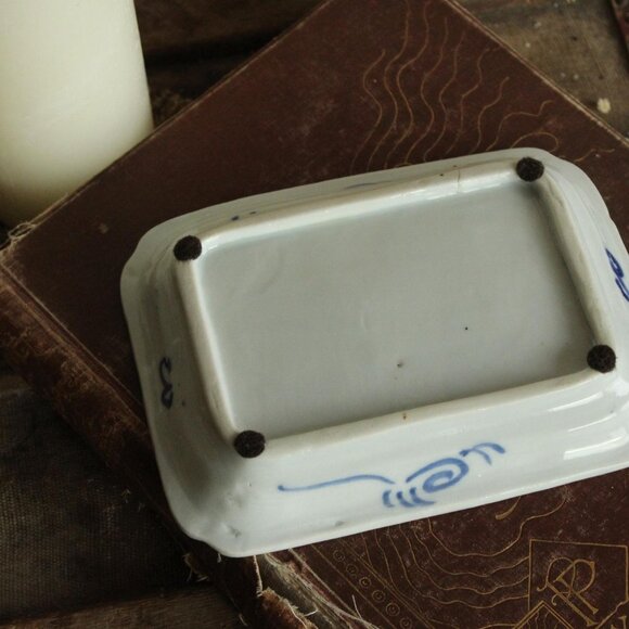 Vintage 1800s Sometsuke Plate, Antique Crane Pattern Blue And White Small Tray - Picture 13 of 13